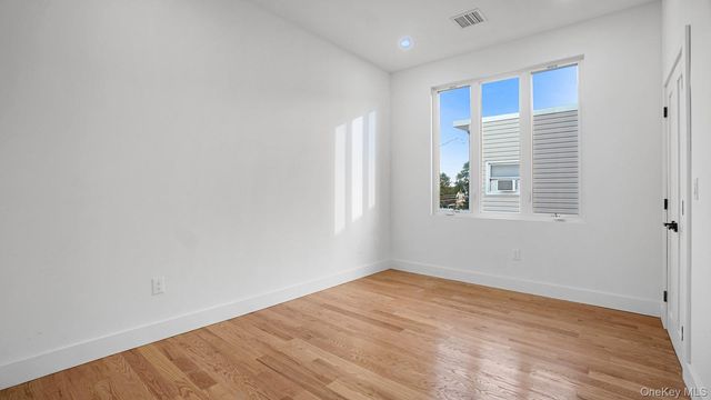 3239 Tierney Place, Bronx, NY 10465