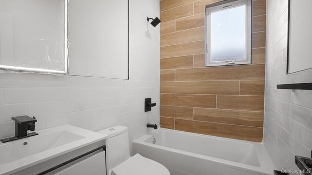 3239 Tierney Place, Bronx, NY 10465