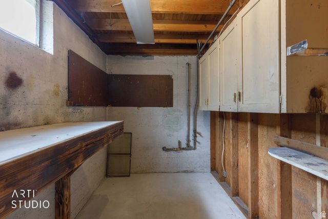 186 W 4800 S, Washington Terrace, UT 84405