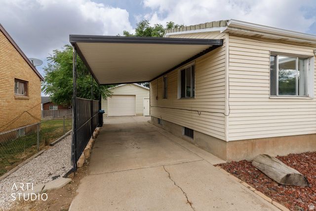 186 W 4800 S, Washington Terrace, UT 84405