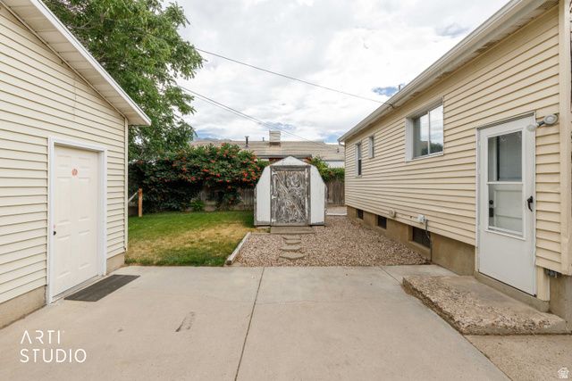 186 W 4800 S, Washington Terrace, UT 84405