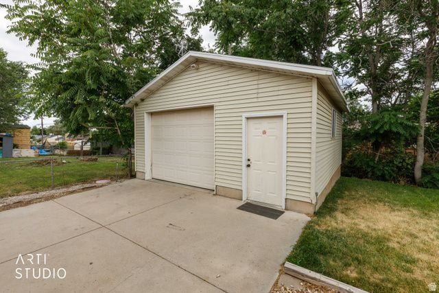 186 W 4800 S, Washington Terrace, UT 84405