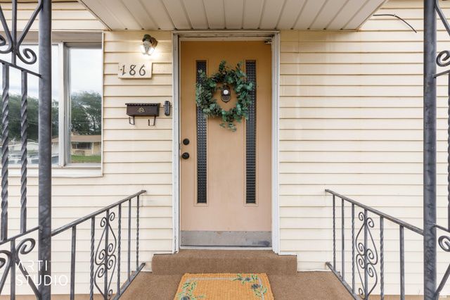 186 W 4800 S, Washington Terrace, UT 84405