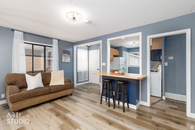 186 W 4800 S, Washington Terrace, UT 84405