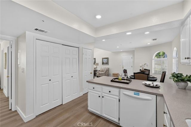 300 W Laurel Avenue, Sierra Madre, CA 91024
