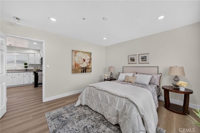 300 W Laurel Avenue, Sierra Madre, CA 91024