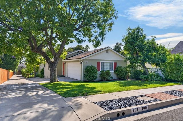 300 W Laurel Avenue, Sierra Madre, CA 91024