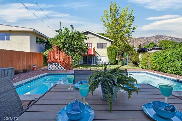 300 W Laurel Avenue, Sierra Madre, CA 91024
