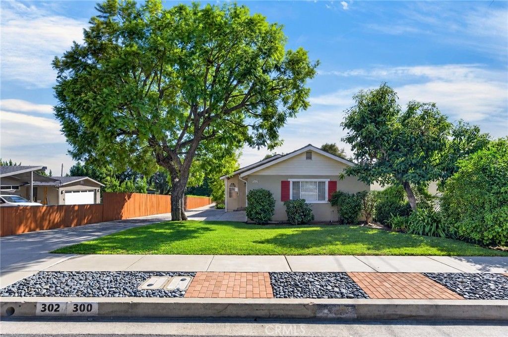 300 W Laurel Avenue, Sierra Madre, CA 91024 — photo 3