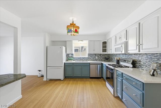 1214 Arapaho Way, Boulder City, NV 89005
