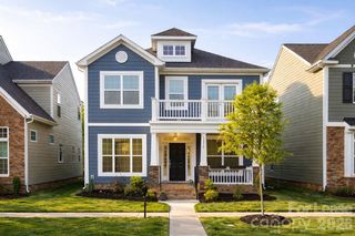 10524 Royal Winchester Drive, Charlotte, NC 28227