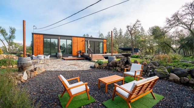 2789 Bardy Rd, Santa Rosa, CA 95404