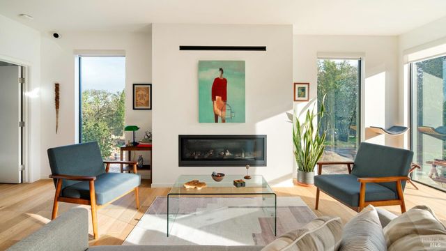 2789 Bardy Rd, Santa Rosa, CA 95404