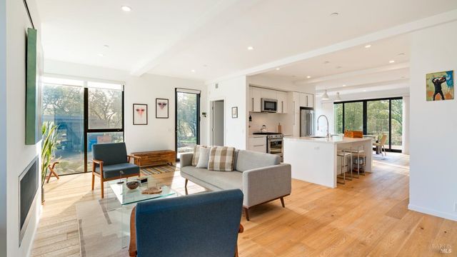 2789 Bardy Rd, Santa Rosa, CA 95404