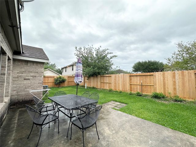 2211 Winding Hollow Drive, Katy, TX 77450