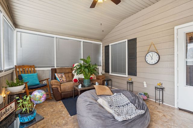 100 Starr Dr, Mount Juliet, TN 37122