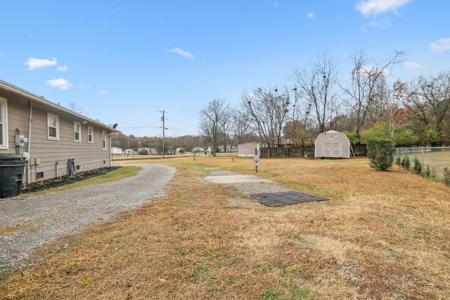 100 Starr Dr, Mount Juliet, TN 37122