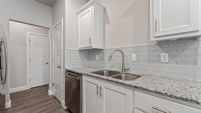 1100 Pebble Pass, Centerton, AR 72719