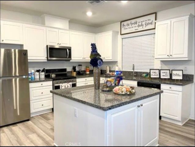 7815 Montecito, Riverside, CA 92507