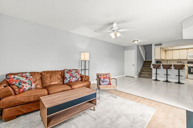 3900 Village Drive D, Delray Beach, FL 33445