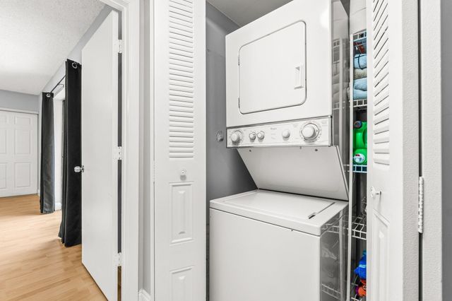 3900 Village Drive D, Delray Beach, FL 33445