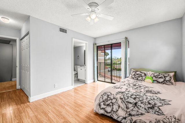 3900 Village Drive D, Delray Beach, FL 33445