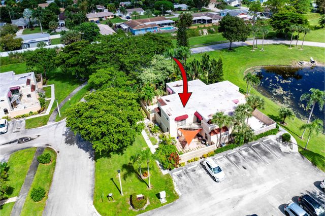 3900 Village Drive D, Delray Beach, FL 33445