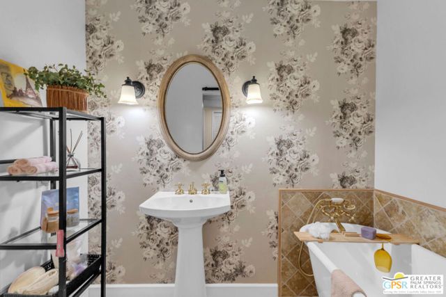 72738 Tony Trabert Lane, Palm Desert, CA 92260