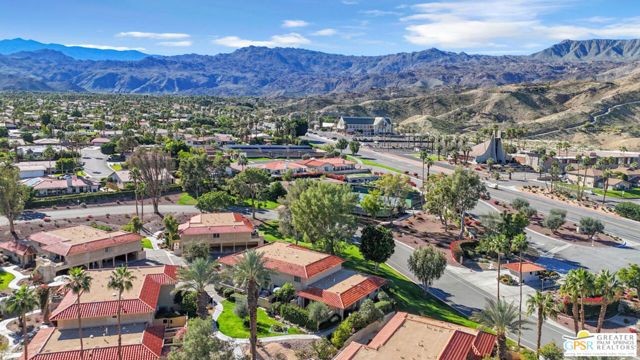72738 Tony Trabert Lane, Palm Desert, CA 92260