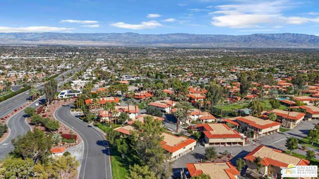 72738 Tony Trabert Lane, Palm Desert, CA 92260