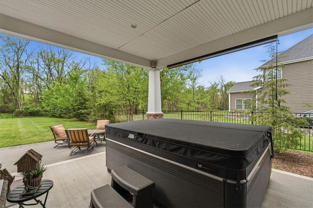 303 Groomes Ct, Marshall, PA 15090