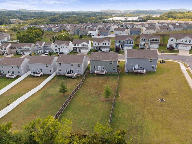1098 Cone Blvd, Nashville, TN 37207