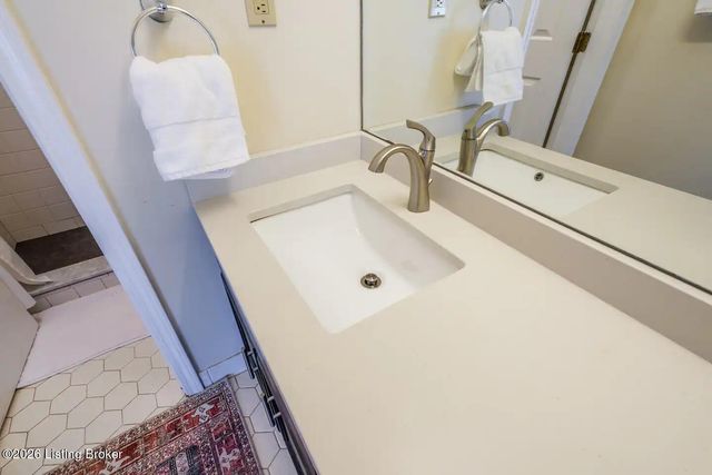 4134 S 5th St, Louisville, KY 40214