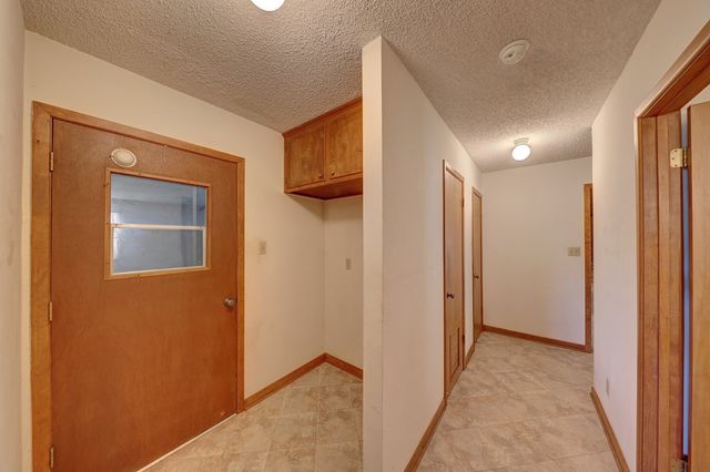 209 E Marfa Ave, Alpine, TX 79830