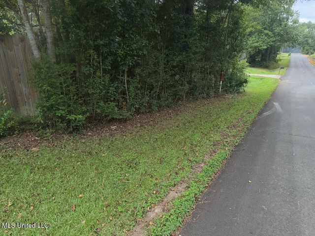 17105 W Spring Lake Drive, Vancleave, MS 39565