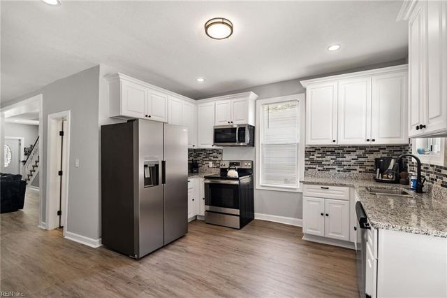 2011 Lansing AVE, Portsmouth, VA 23704