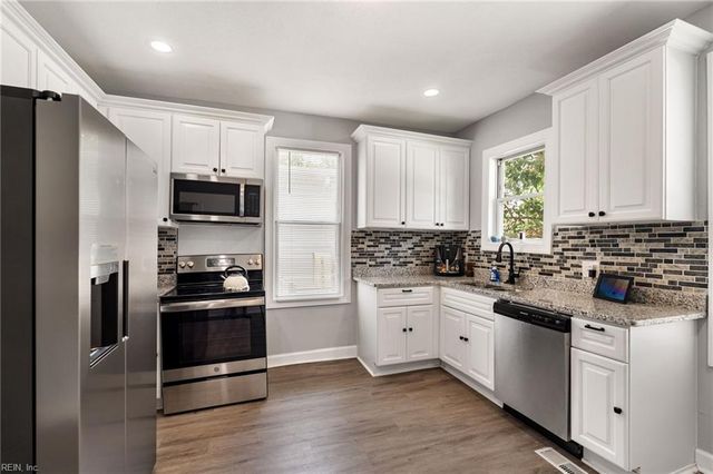 2011 Lansing AVE, Portsmouth, VA 23704