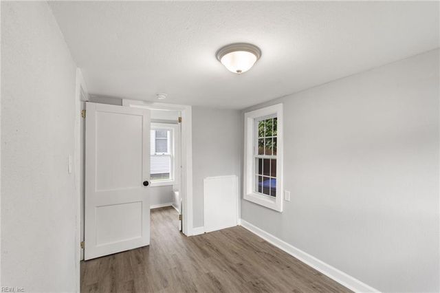 2011 Lansing AVE, Portsmouth, VA 23704