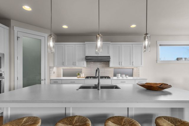 2984 NW Hidden Ridge Drive, Bend, OR 97703