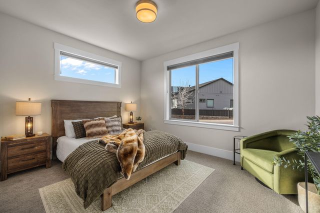 2984 NW Hidden Ridge Drive, Bend, OR 97703