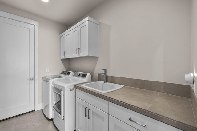 2984 NW Hidden Ridge Drive, Bend, OR 97703