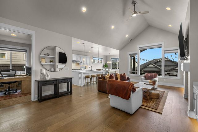 2984 NW Hidden Ridge Drive, Bend, OR 97703