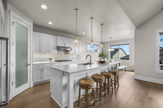 2984 NW Hidden Ridge Drive, Bend, OR 97703