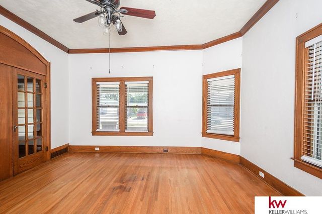 729 N Commercial Avenue, Superior, NE 68978