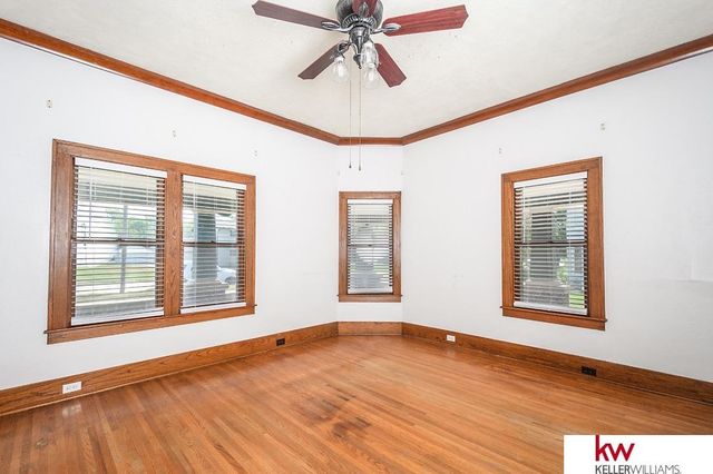 729 N Commercial Avenue, Superior, NE 68978