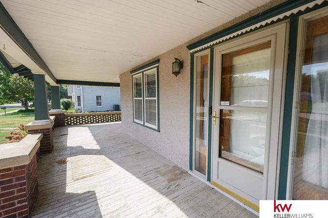 729 N Commercial Avenue, Superior, NE 68978