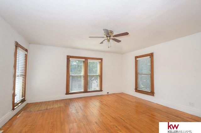 729 N Commercial Avenue, Superior, NE 68978