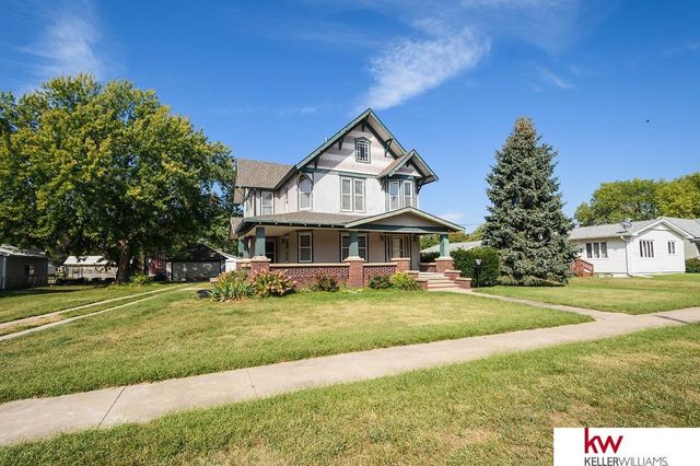 729 N Commercial Avenue, Superior, NE 68978