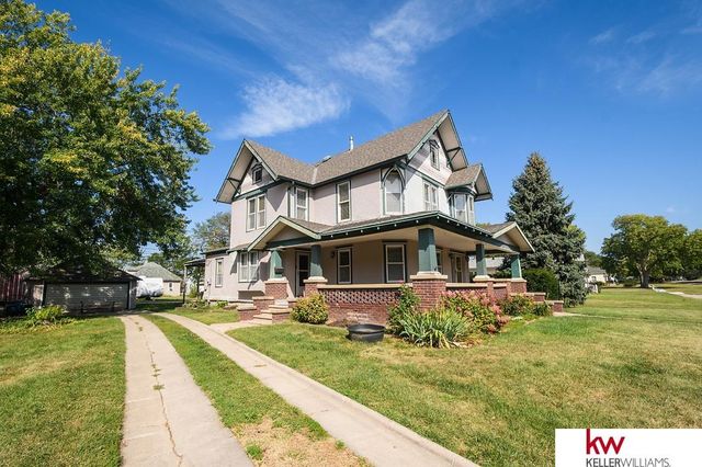 729 N Commercial Avenue, Superior, NE 68978