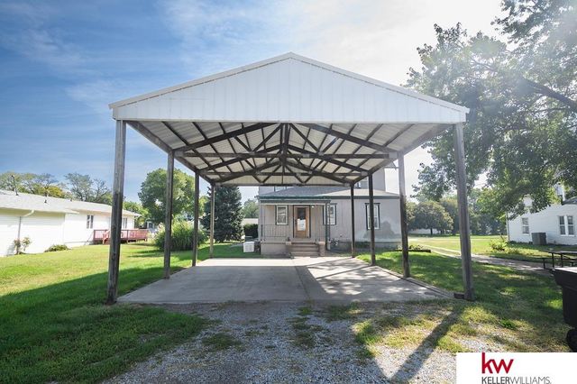 729 N Commercial Avenue, Superior, NE 68978